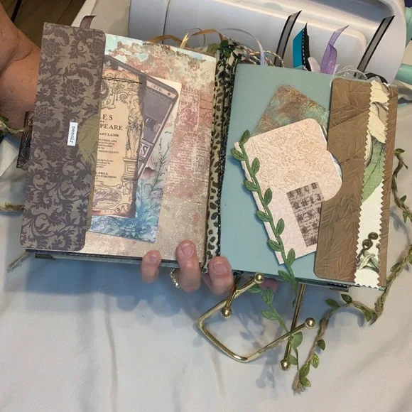 Journal, Junk Journal - Picture 9 of 16